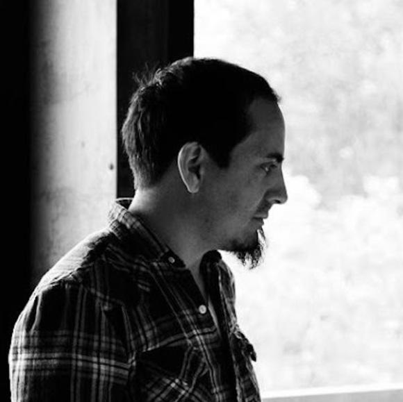 Profile Picture of Alejandro Chavetta (@a_chavetta) on Poshmark