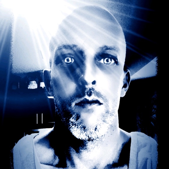 Profile Picture of Scott Nettles (@scottnettles) on Poshmark