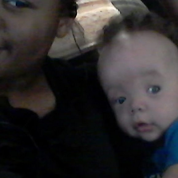 Profile Picture of Brianna Farmer (@briannafarmer86) on Poshmark