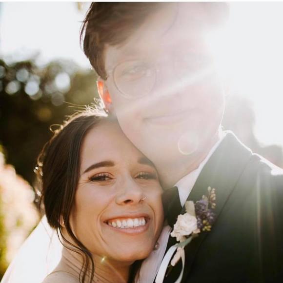 Profile Picture of Chloe Jarrett (@chloejarrett0) on Poshmark