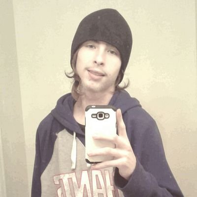 Profile Picture of Superstoner ;) (@IanLaverty) on Twitter