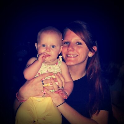 Profile Picture of Natasha Engle (@Tasha19YoungMom) on Twitter