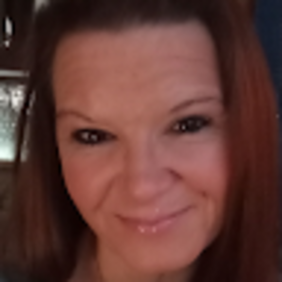 Profile Picture of Mandy Michelle (@mandymichell684) on Poshmark