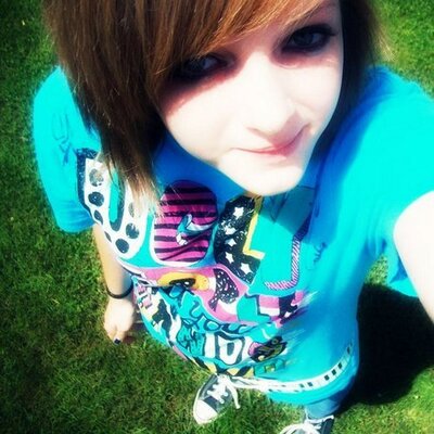 Profile Picture of Katelyn McFarland (@Kitty_Rain) on Twitter