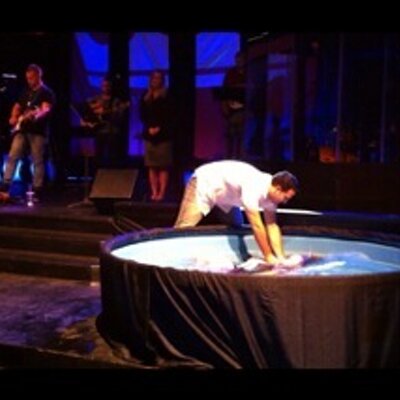 Profile Picture of Katelyn Conrad (@zombody2luv) on Twitter