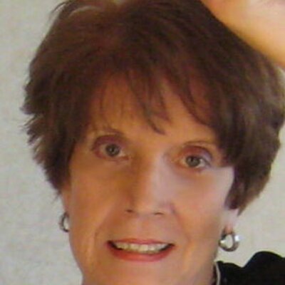 Profile Picture of Deana Roland (@LOOKUPME) on Twitter