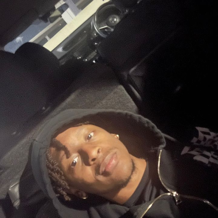 Profile Picture of MoKari (@welove_mokari) on Tiktok