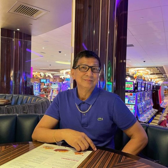 Profile Picture of Joselito Moog (@lito_moog) on Poshmark