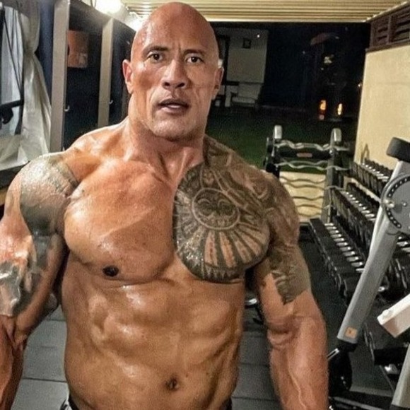 Profile Picture of Brendan Lynch (@brendanlynch937) on Poshmark