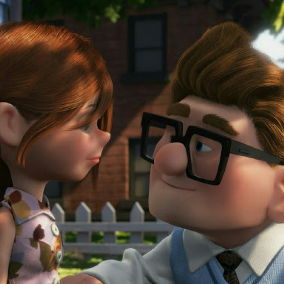 Profile Picture of Niki Scroggins (@missniki002) on Poshmark