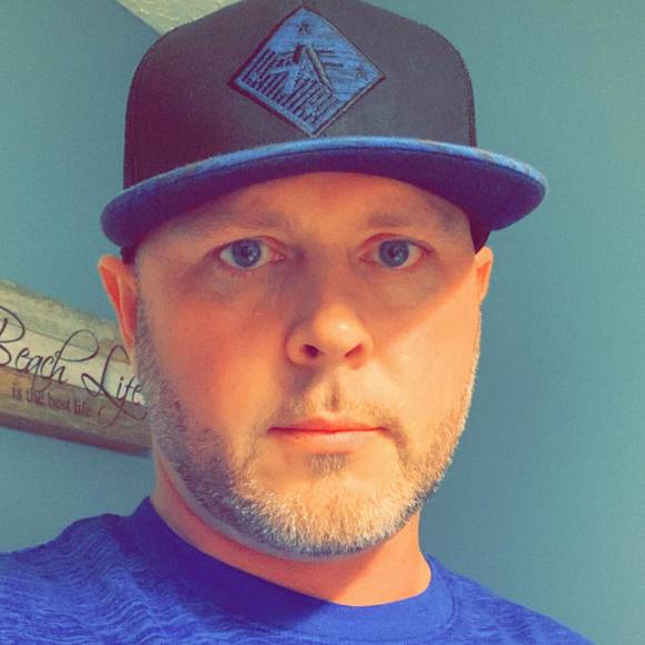 Profile Picture of Chad Hardesty (@chadh614) on Poshmark