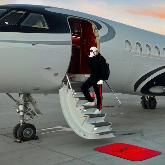 Profile Picture of Kyle Wartenberg (@warte100) on Poshmark