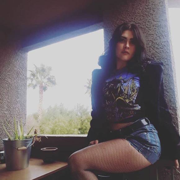 Profile Picture of Ar Mulishaw (@arwaibel) on Poshmark