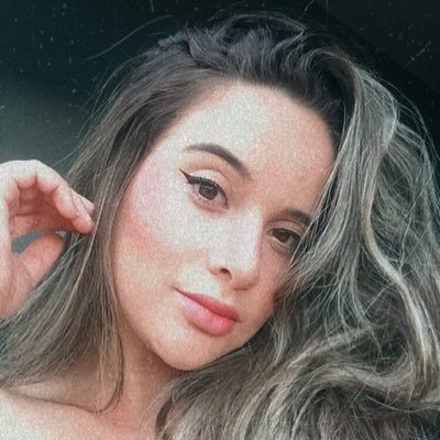 Profile Picture of Pâmela Passos (@PmelaPassos11) on Twitter