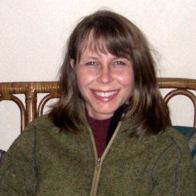 Profile Picture of Pamela Gardas (@adorned7) on Twitter