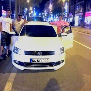 Profile Picture of HamidRad (@HamidRad18) on Twitter