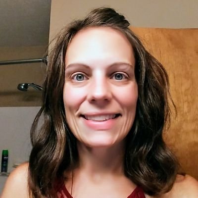 Profile Picture of Sarah Bovee (@Fairview4K) on Twitter