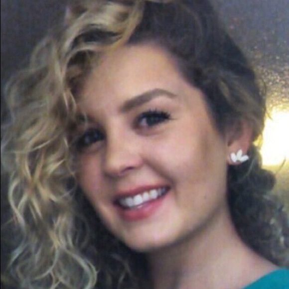 Profile Picture of Anna Mcendree (@amcendre1) on Poshmark