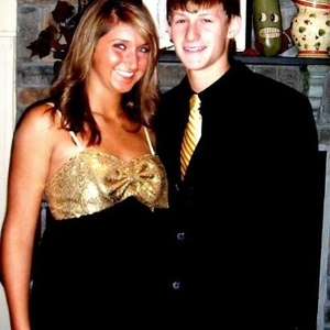 Devon Stuart - Myspace Profile Picture of Devon Stuart (@devonstuart) on Myspace