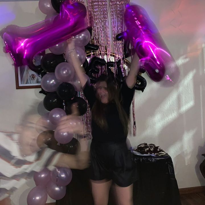 Profile Picture of Desi Jauregui (@desijauregui) on Tiktok