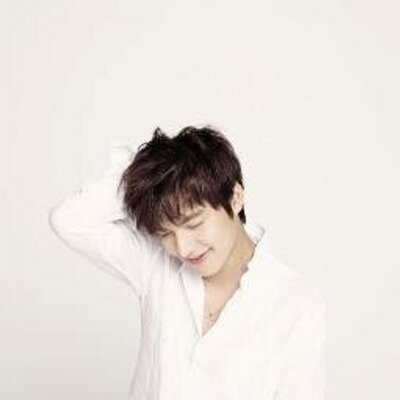 Profile Picture of Mr. Lee Min Ho  🇰🇷 (@MisterLeeMinHo) on Twitter