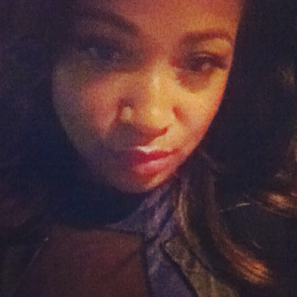 Profile Picture of Torri Smith (@tink101483) on Poshmark