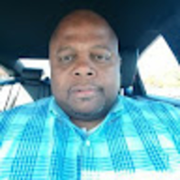 Profile Picture of James Hawthorne (@jhawthorne772) on Poshmark