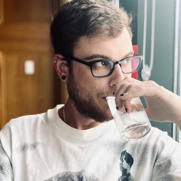 Profile Picture of Logan Bryce (@loganbryceho) on Poshmark