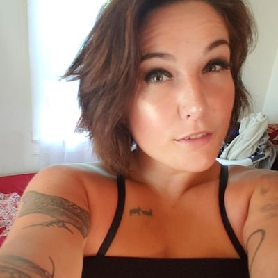 Violet Blair - Twitter Profile Picture of Violet Blair (@xxvioletblairxx) on Twitter