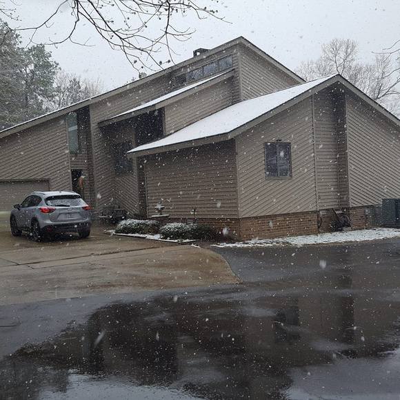 Profile Picture of Terry Baxter (@tsbaxter) on Poshmark