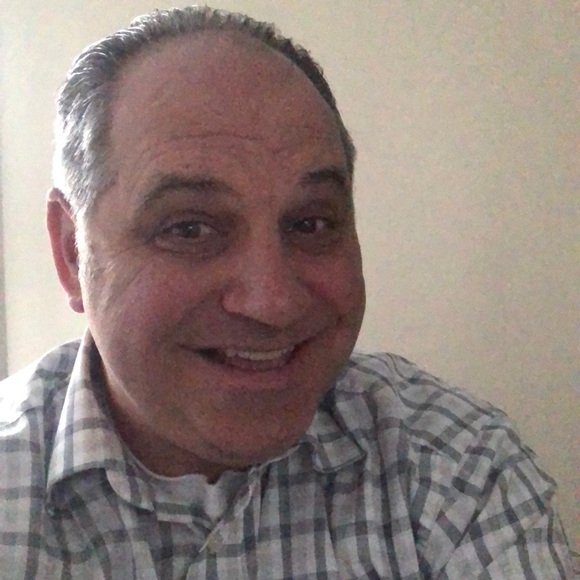 Profile Picture of Michael Pietranton (@m_pietranton) on Poshmark