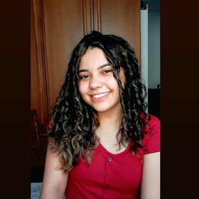 Profile Picture of Lillian Pedroso De Campos (@LillianPedroso) on Twitter