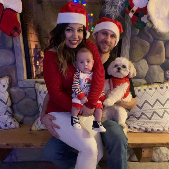 Profile Picture of Michaela Mercedes (@michaelahampton) on Poshmark