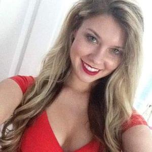 Profile Picture of Hannah Quinn (@hannahxbrookex3) on Twitter