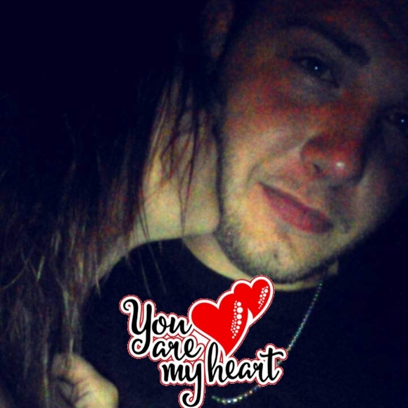 Profile Picture of Miranda Darder (@miranda6918) on Poshmark