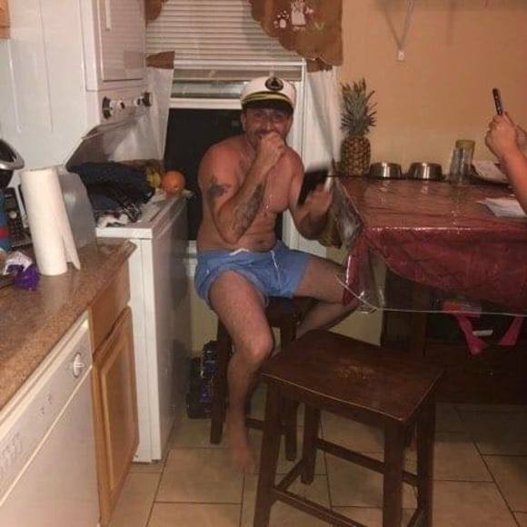 Profile Picture of Dennis Dapp (@dennisdapp) on Poshmark