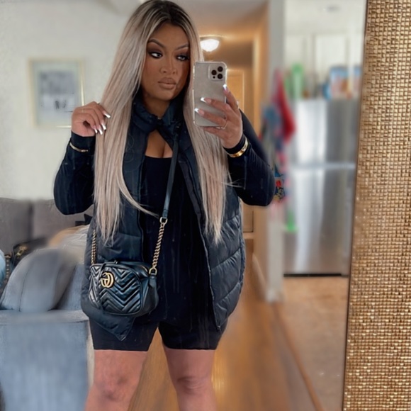 Profile Picture of Claudia Ramirez (@claudiajr10209) on Poshmark