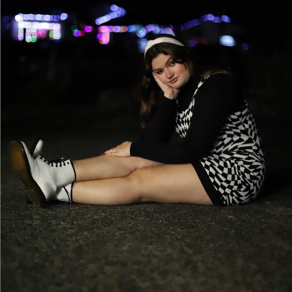 Profile Picture of Lacey Ray (@laceyray808) on Poshmark