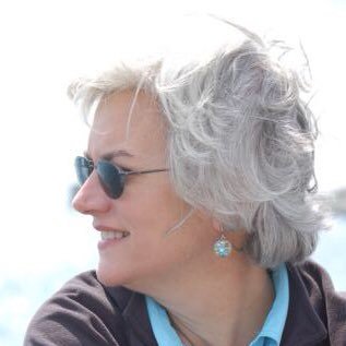 Profile Picture of LisaRone (@LisaRone) on Twitter