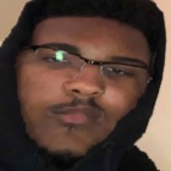 Profile Picture of Vincent Marcel (@vincentm650) on Poshmark