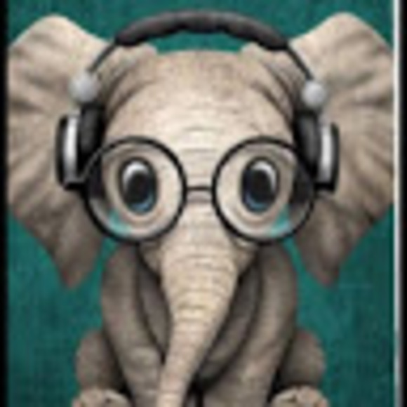 Brenda Suehs - Poshmark Profile Picture of Brenda Suehs (@brenda_suehs) on Poshmark