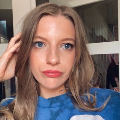Profile Picture of Hannah Quinn (@hannah_louXx) on Twitter