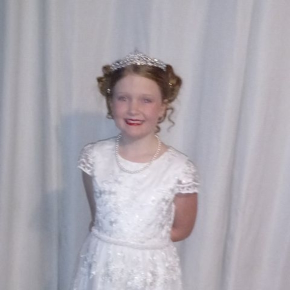 Profile Picture of Jasmine Summers (@jjsummer42021) on Poshmark