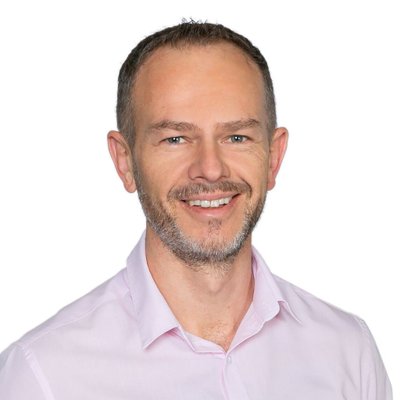 Profile Picture of Vivian W. Wagner (@vdubs75) on Twitter