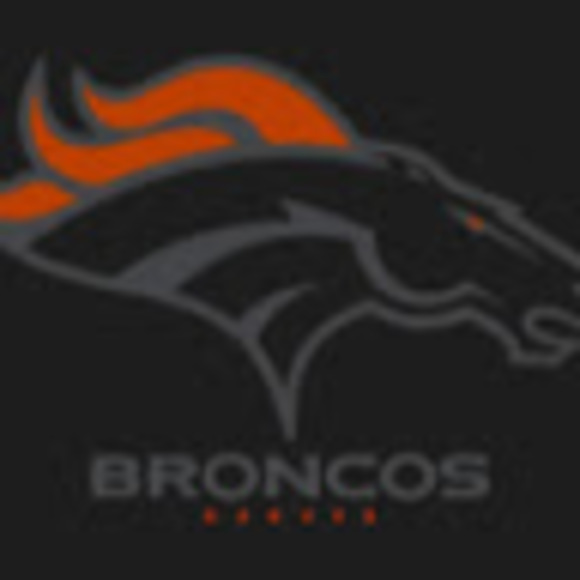 Profile Picture of Asher Zeeshan (@asherzeeshan24) on Poshmark