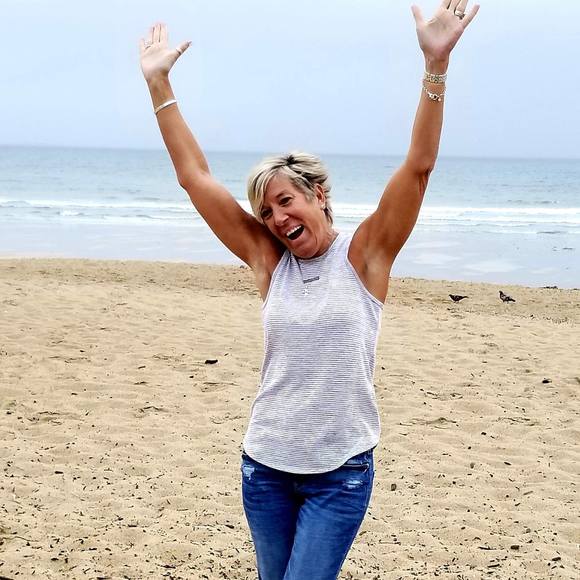 Profile Picture of Sheri Zawisza (@sher1z) on Poshmark