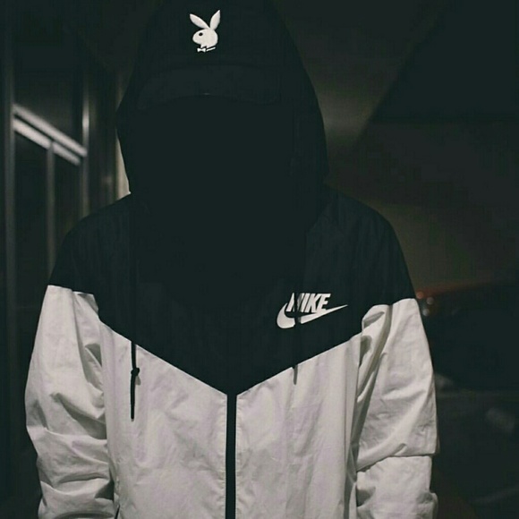 Profile Picture of Adam Ashi (@adam_m_a) on Poshmark