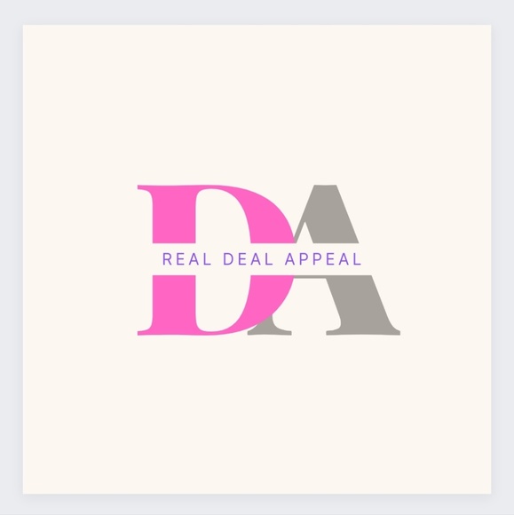 Profile Picture of Aneika Fuderich (@aneikafuderich) on Poshmark