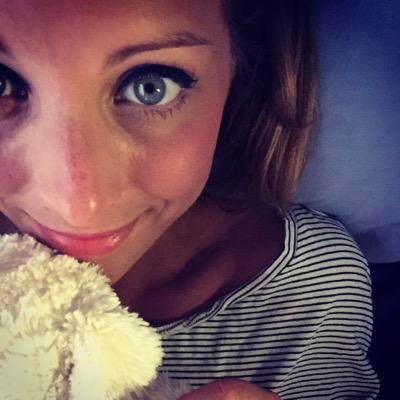 Profile Picture of Florence Scott (@florence_iris) on Twitter