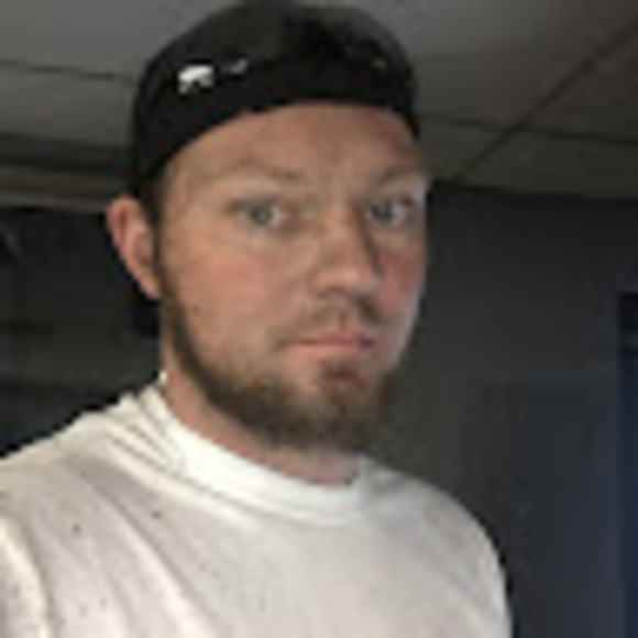 Profile Picture of Joshua Presley (@joshuapresley69) on Poshmark